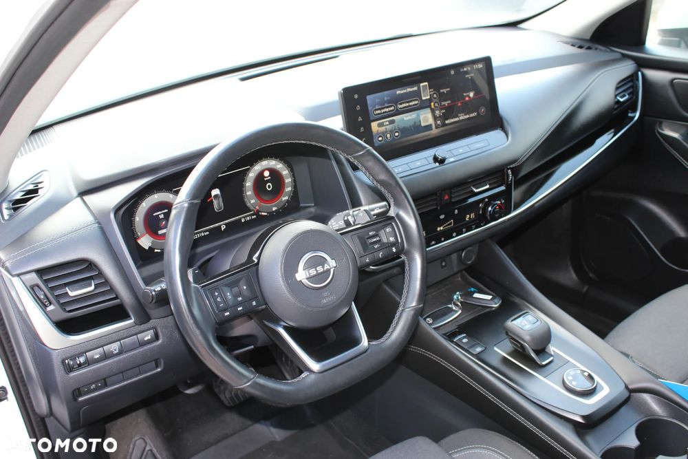 Nissan Qashqai 1.3 DIG-T MHEV 4x4 N-Connecta Xtronic - 9