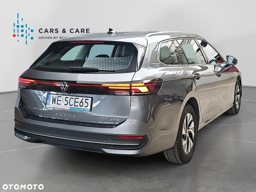 Volkswagen Passat - 25