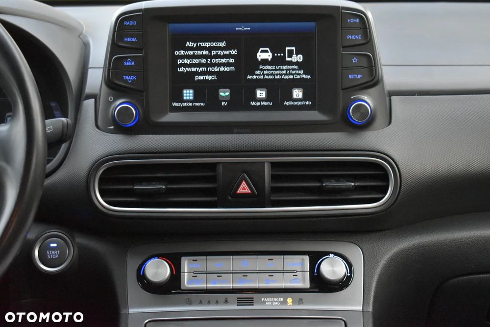 Hyundai Kona 64kWh Premium - 23