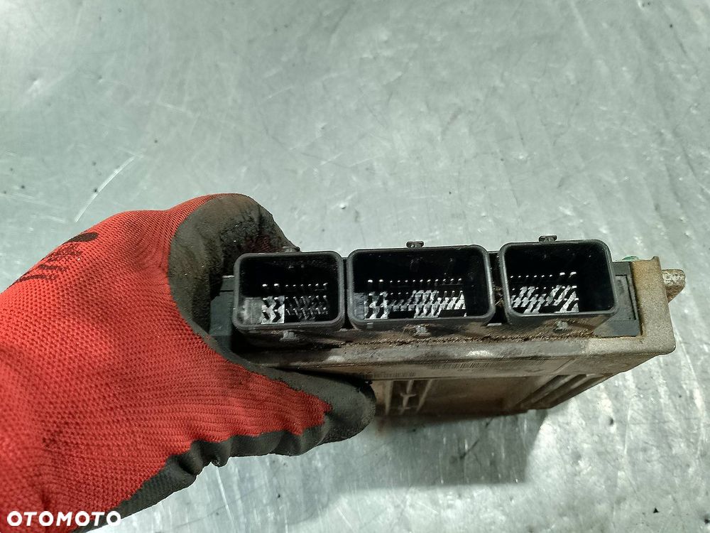 KOMPUTER, STEROWNIK RENAULT LAGUNA II 8200164728 1.6 16V - 3