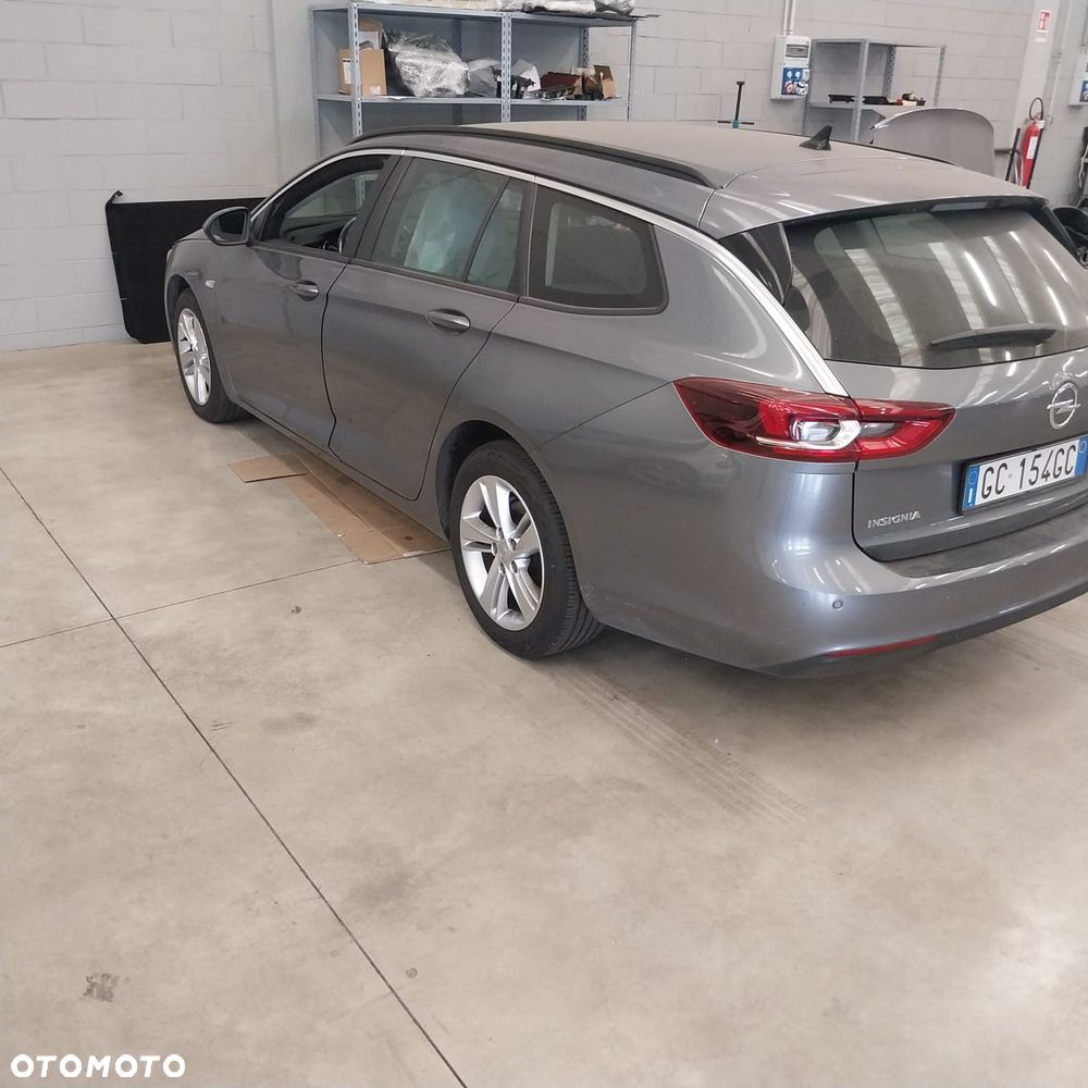 Opel Insignia 1.6 CDTI Cosmo S&S - 2