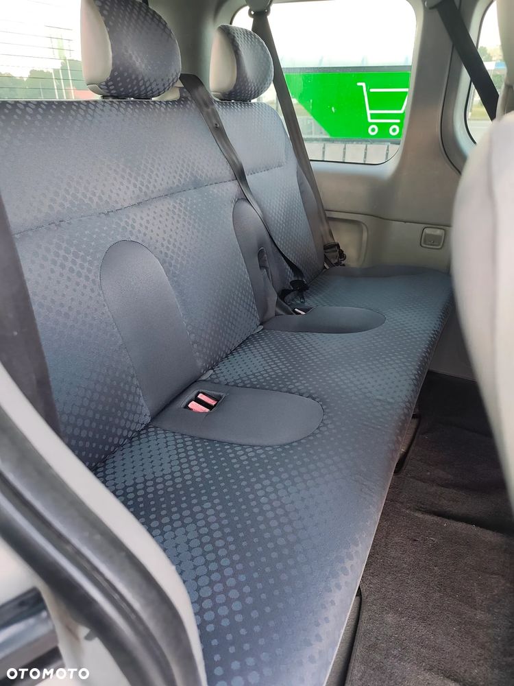 Renault Trafic Passenger - 10