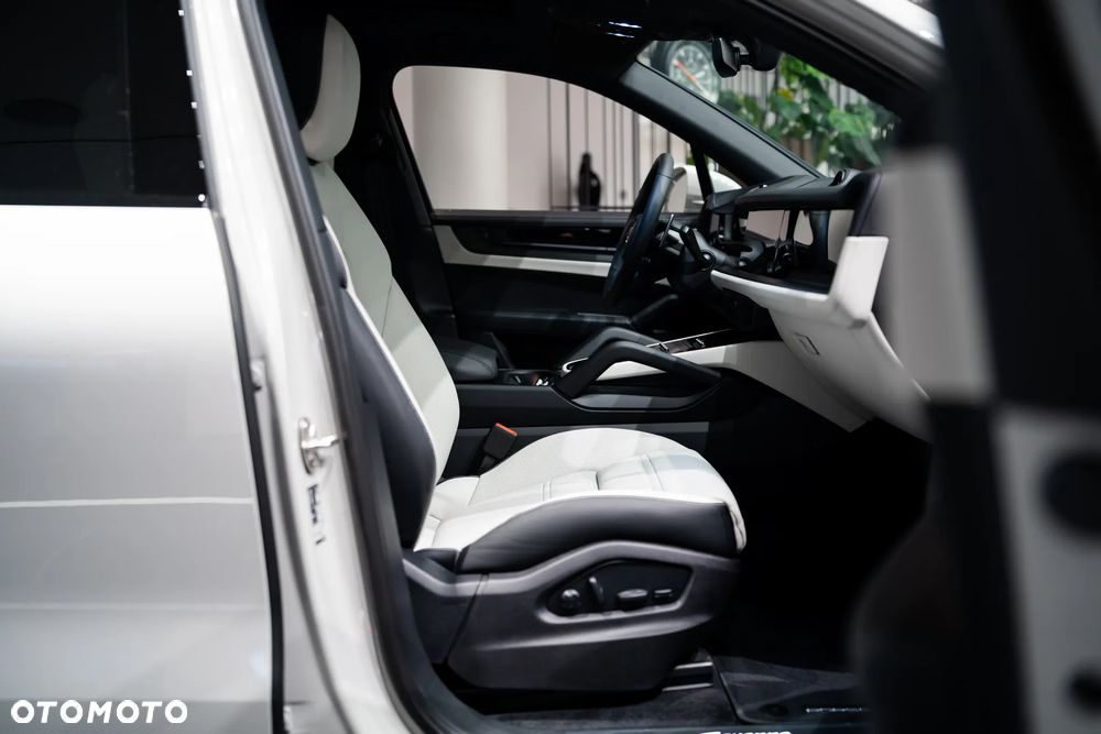 Porsche Cayenne E-Hybrid PHEV - 18