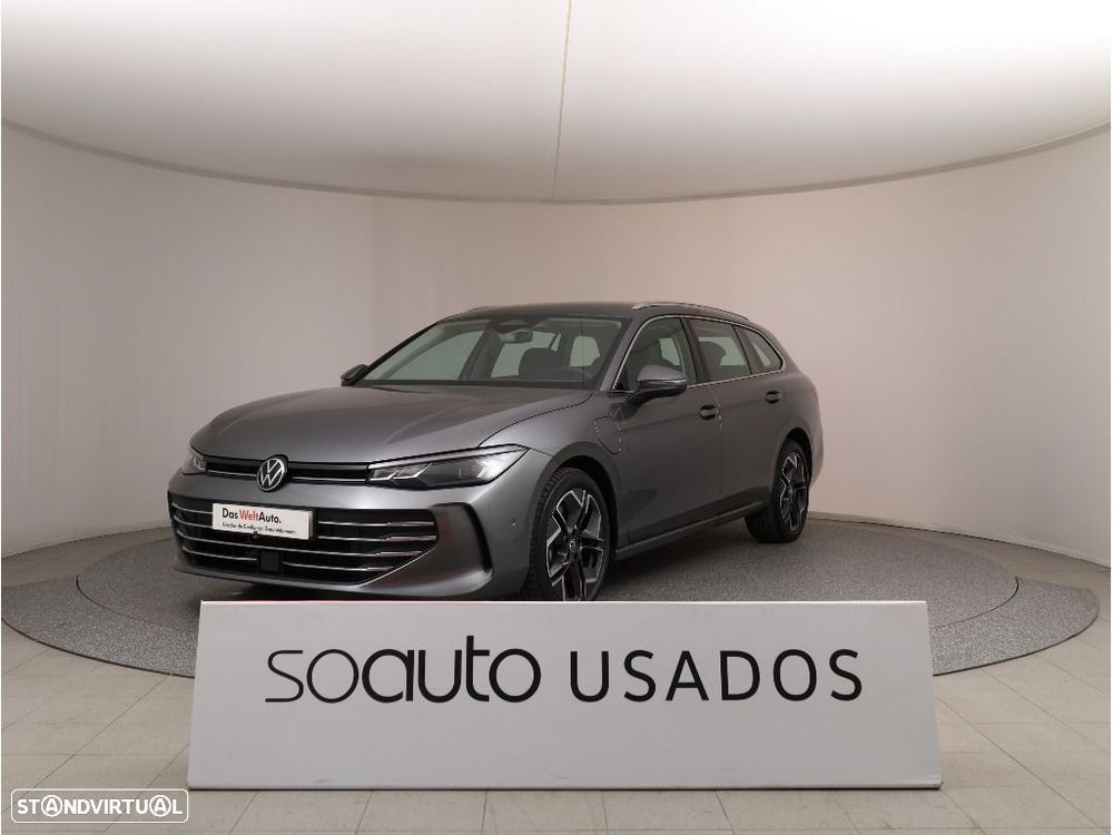 VW Passat Variant - 1