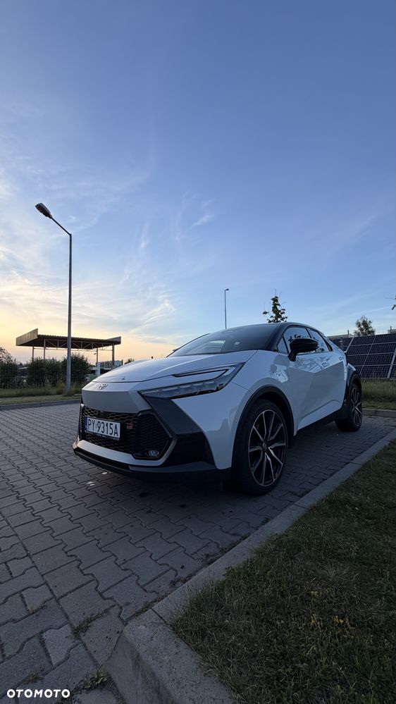 Toyota C-HR+ - 24
