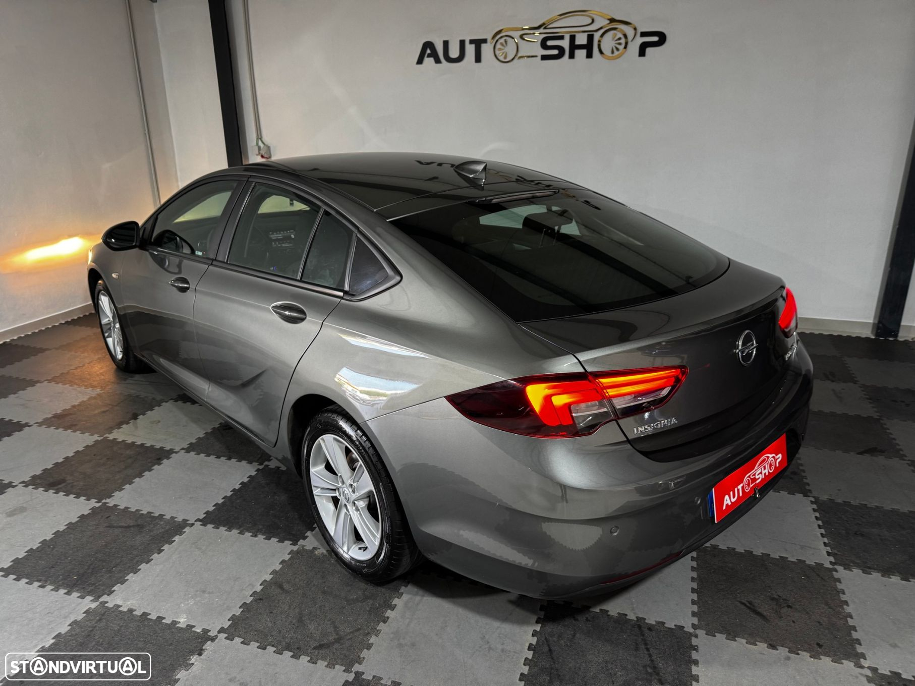 Opel Insignia Grand Sport 1.6 CDTi Selective - 27