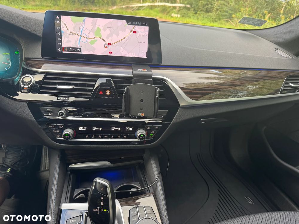 BMW Seria 5 530i xDrive M Sport sport - 9