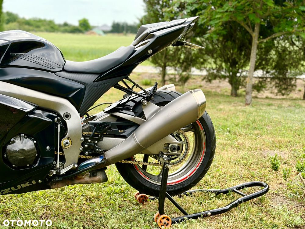 Suzuki GSX-R - 12