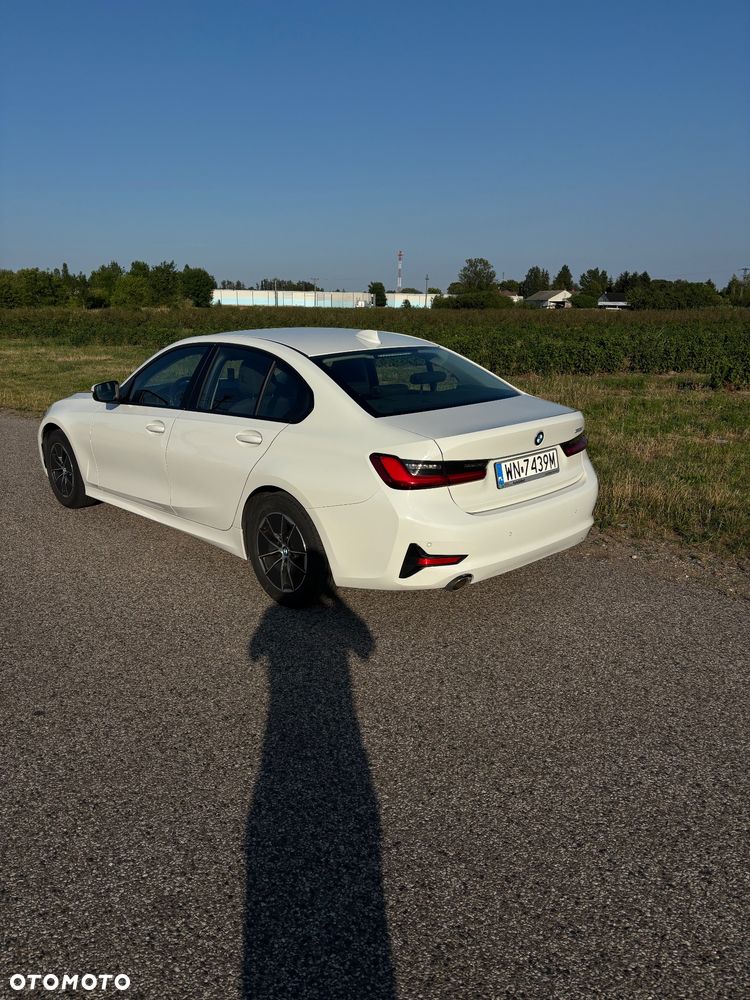 BMW Seria 3 318i Advantage - 5