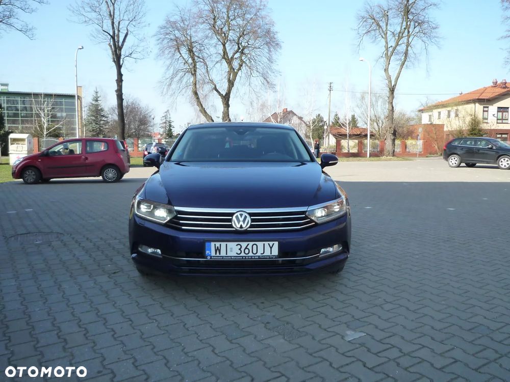 Volkswagen Passat 2.0 TDI SCR Comfortline - 11