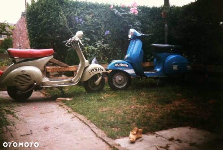 Piaggio Vespa - 20