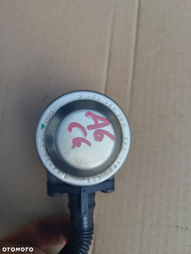 ZAWÓR EGR AUDI A6 C6 2.4 BDW 06E131101C - 5