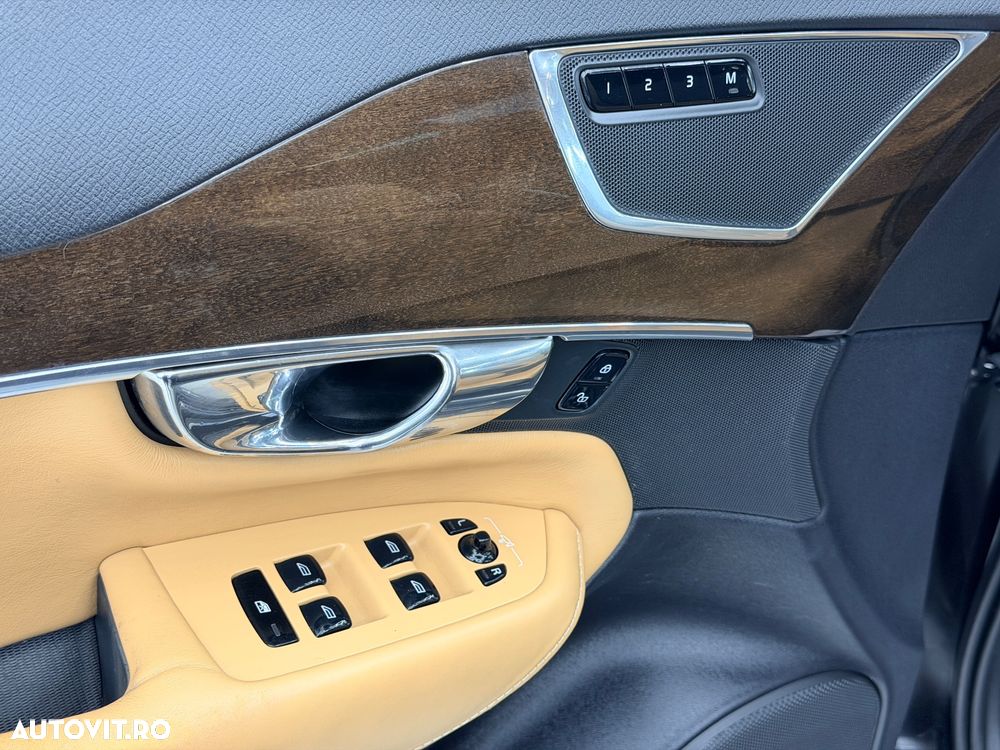 Volvo XC 90 T5 AWD Geartronic Inscription - 11