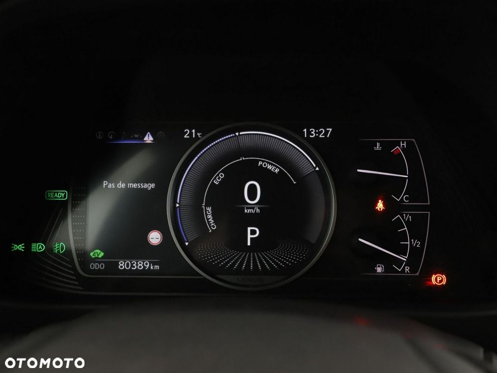 Lexus UX 250h Business Edition - 23