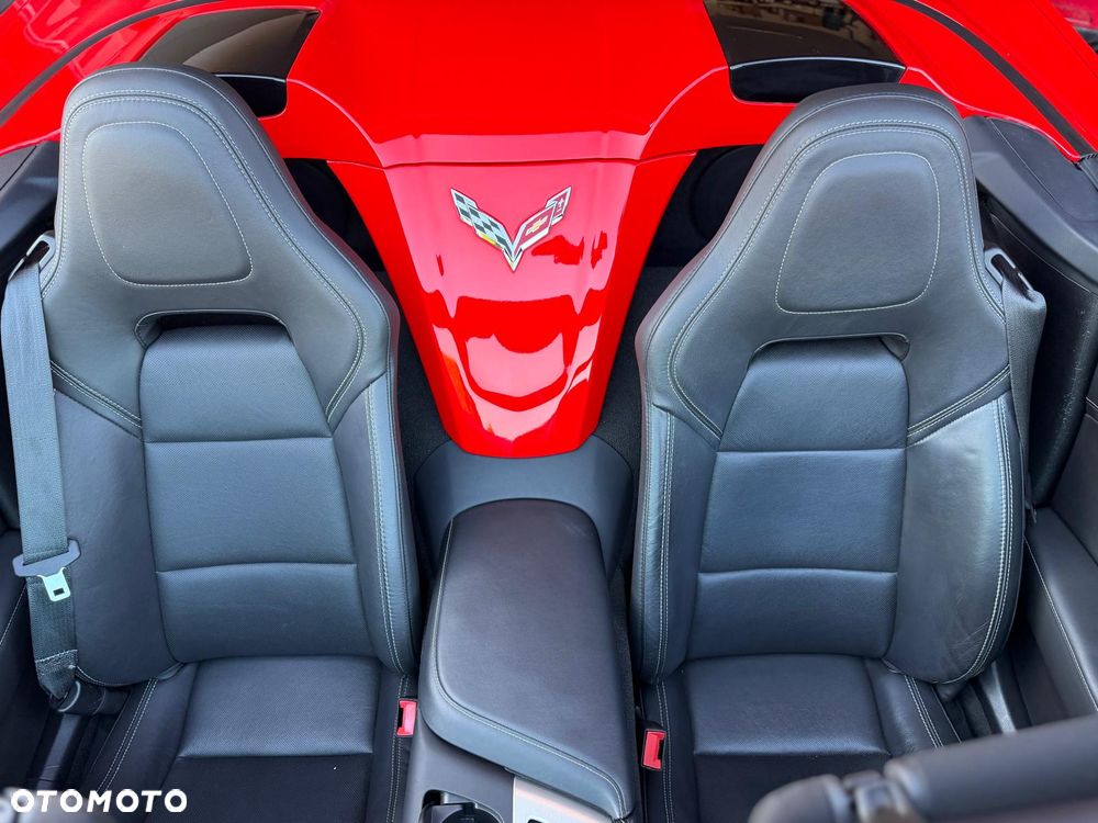 Chevrolet Corvette - 22