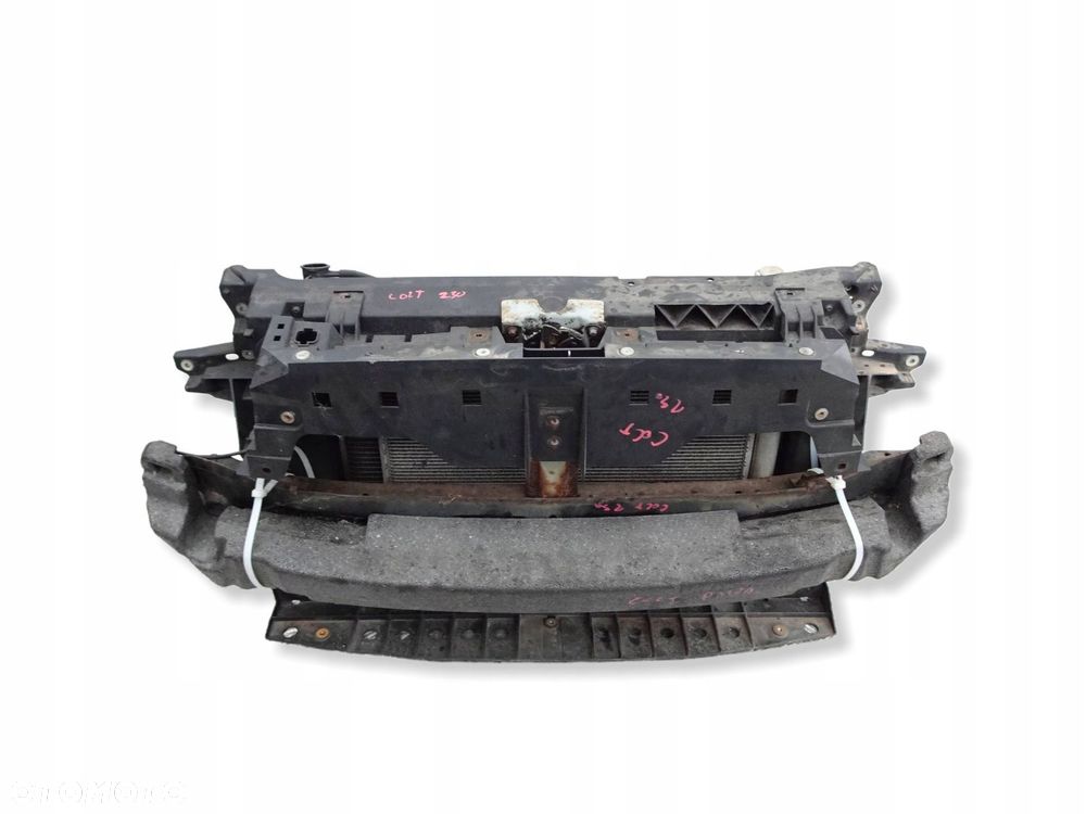 pas przedni chłodnice kpl. mitsubishi colt vi z30 lift 1.3 benzyna 1350a375 - 1