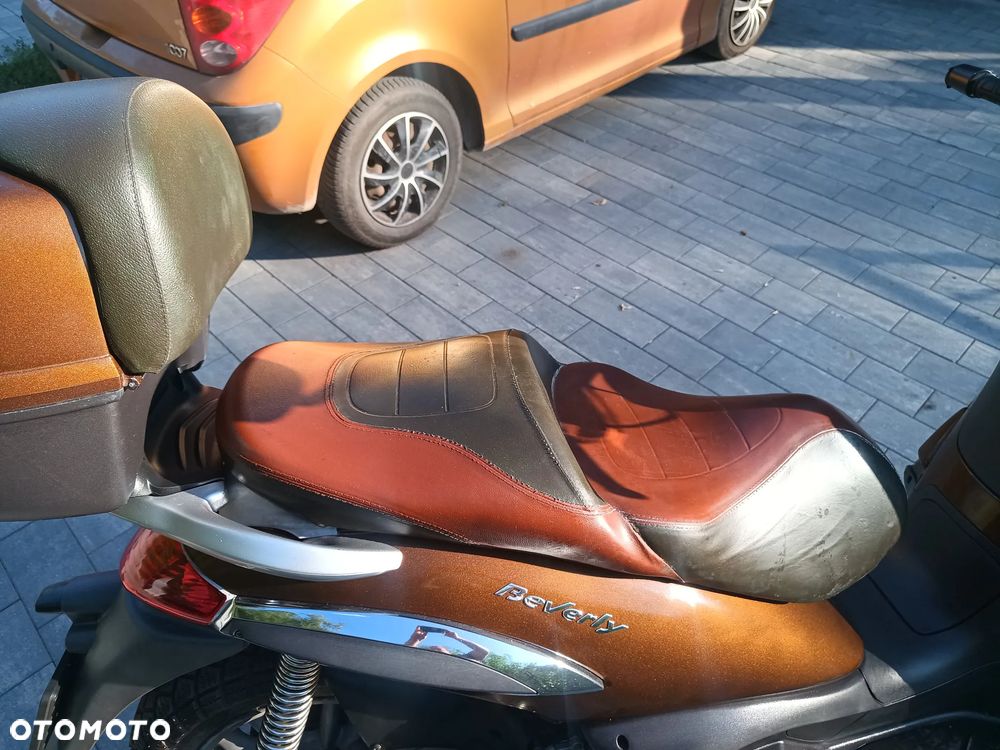 Piaggio Beverly - 21