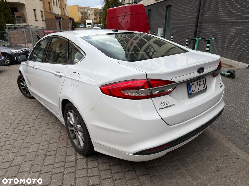 Ford Fusion - 3