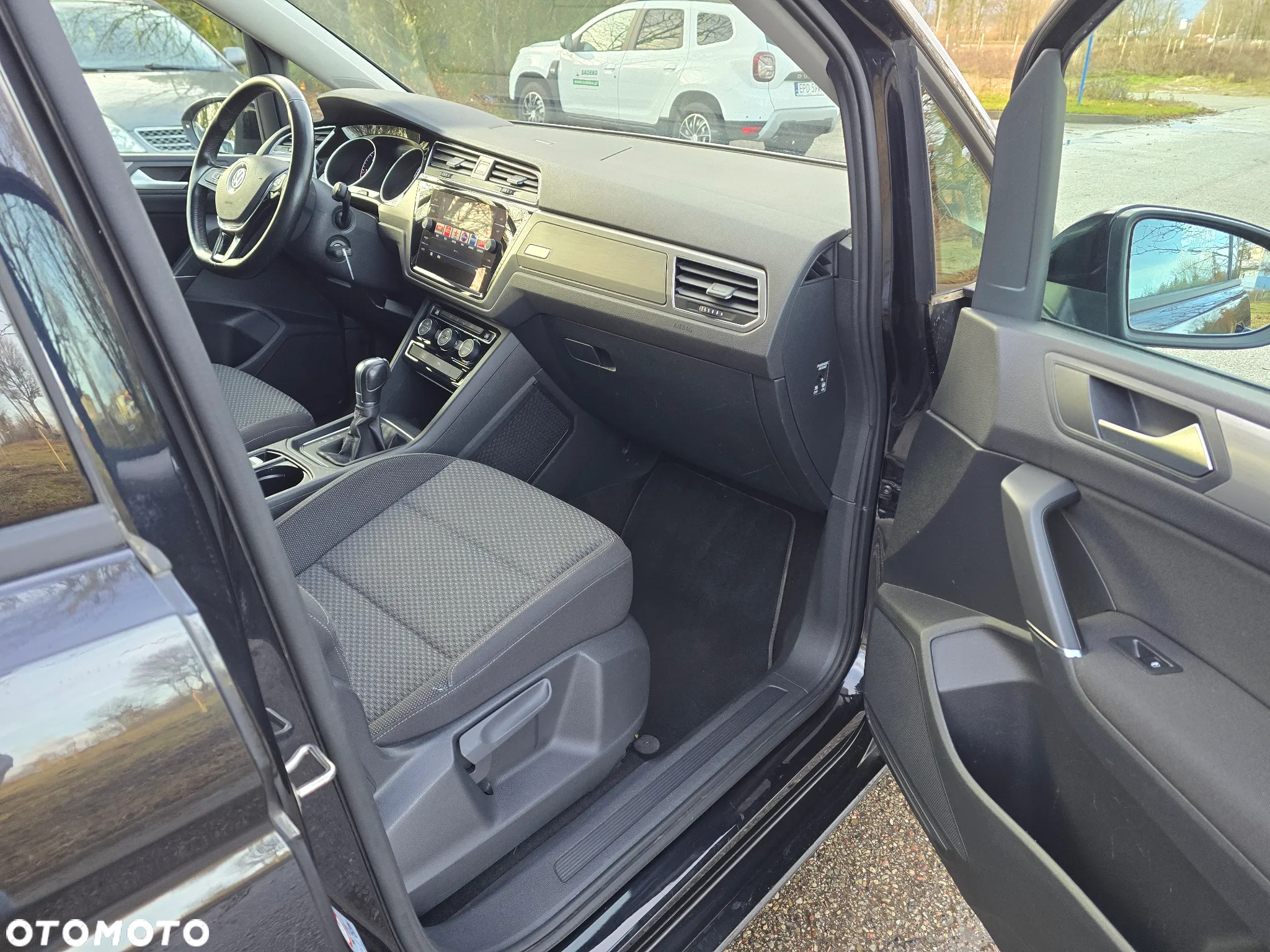 Volkswagen Touran 1.6 TDI SCR (BlueMotion Technology) DSG Comfortline - 13