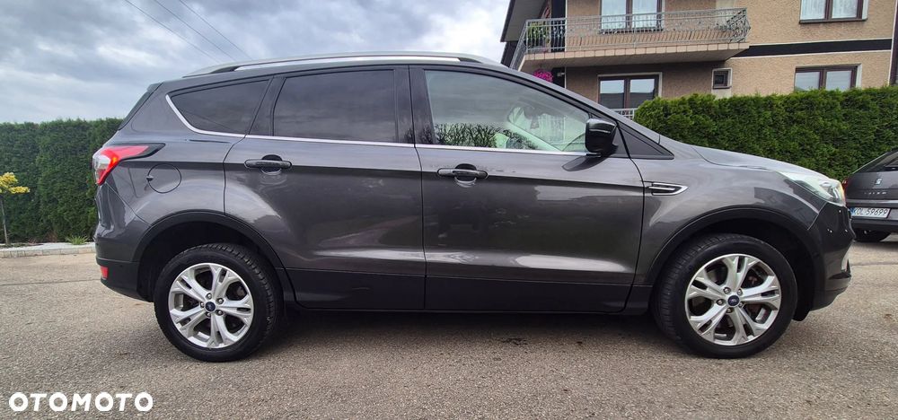 Ford Kuga 2.0 TDCi AWD Titanium - 3