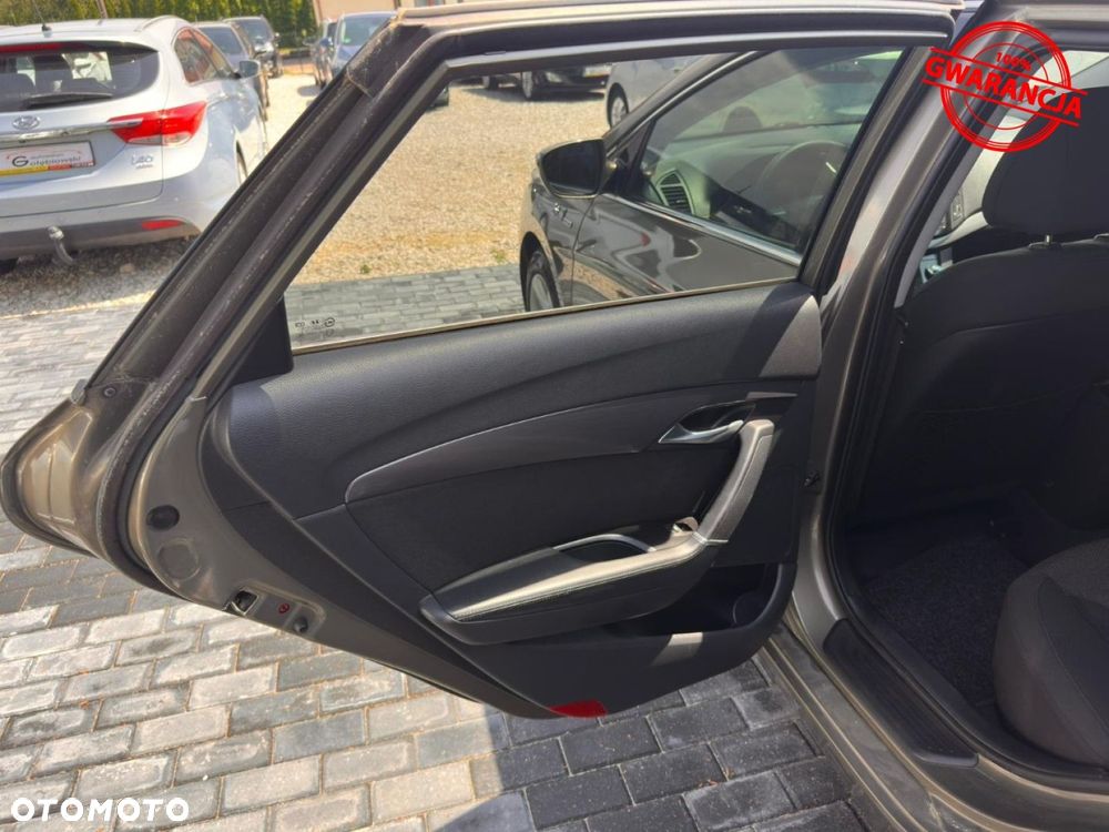 Hyundai i40 Kombi blue 1.6 Family+ - 29