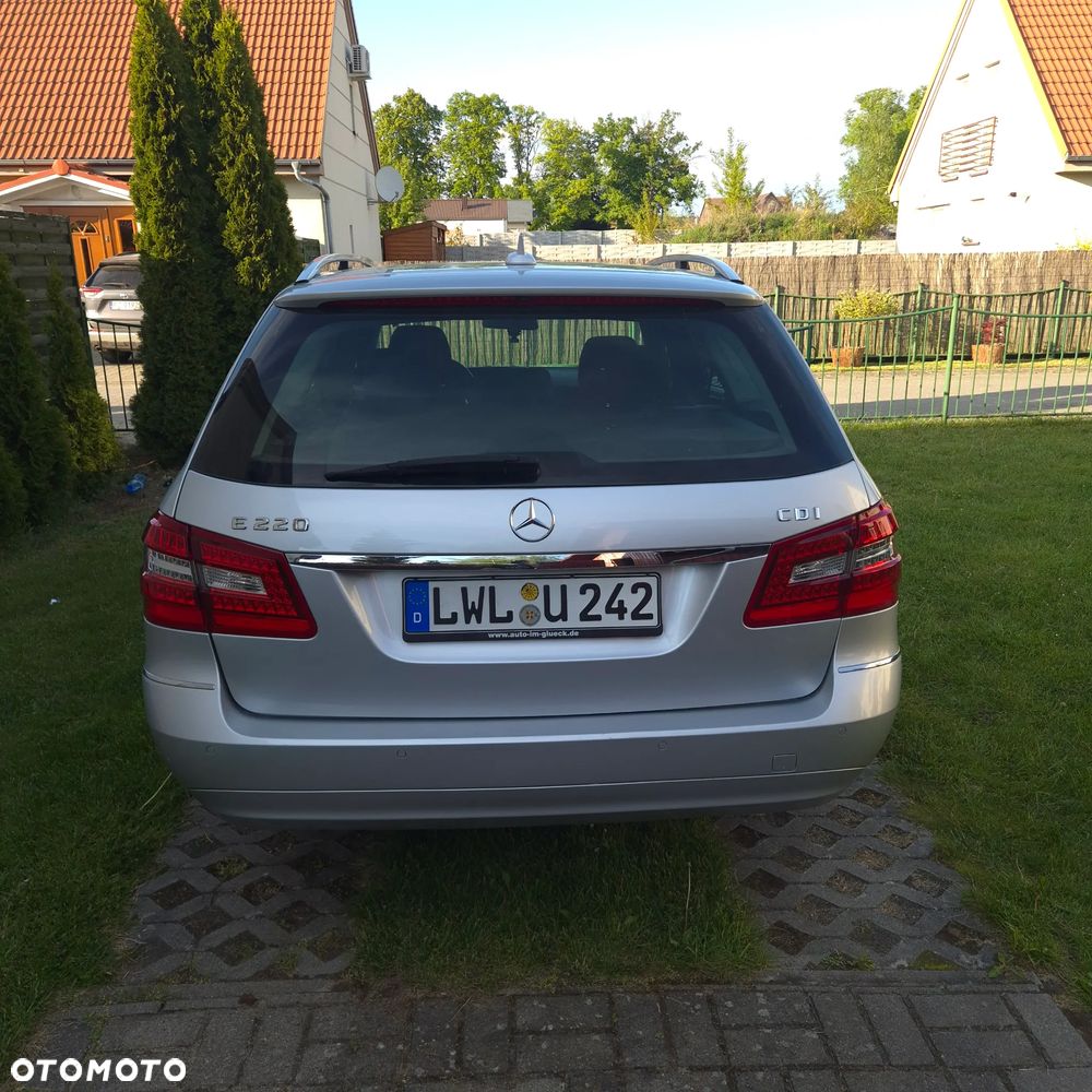 Mercedes-Benz Klasa E 220 CDI 7G-TRONIC Elegance - 10