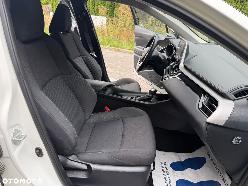 Toyota C-HR Business-Edition - 25