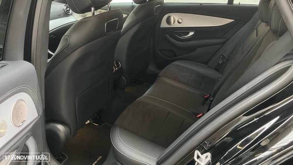 Mercedes-Benz E 300 de 4Matic 9G-TRONIC - 7