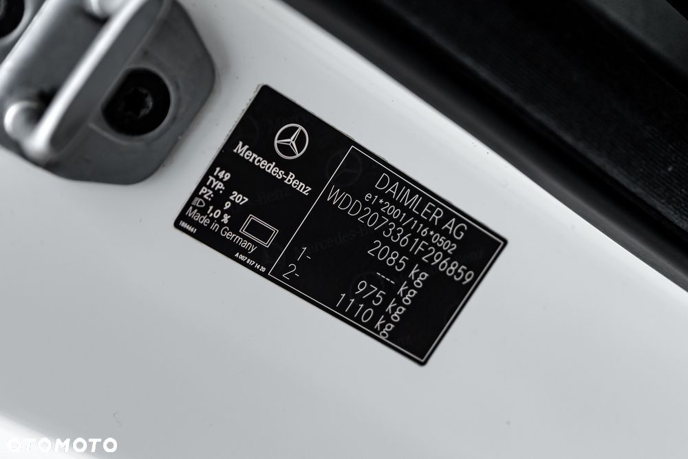 Mercedes-Benz Klasa E 250 7G-TRONIC - 23