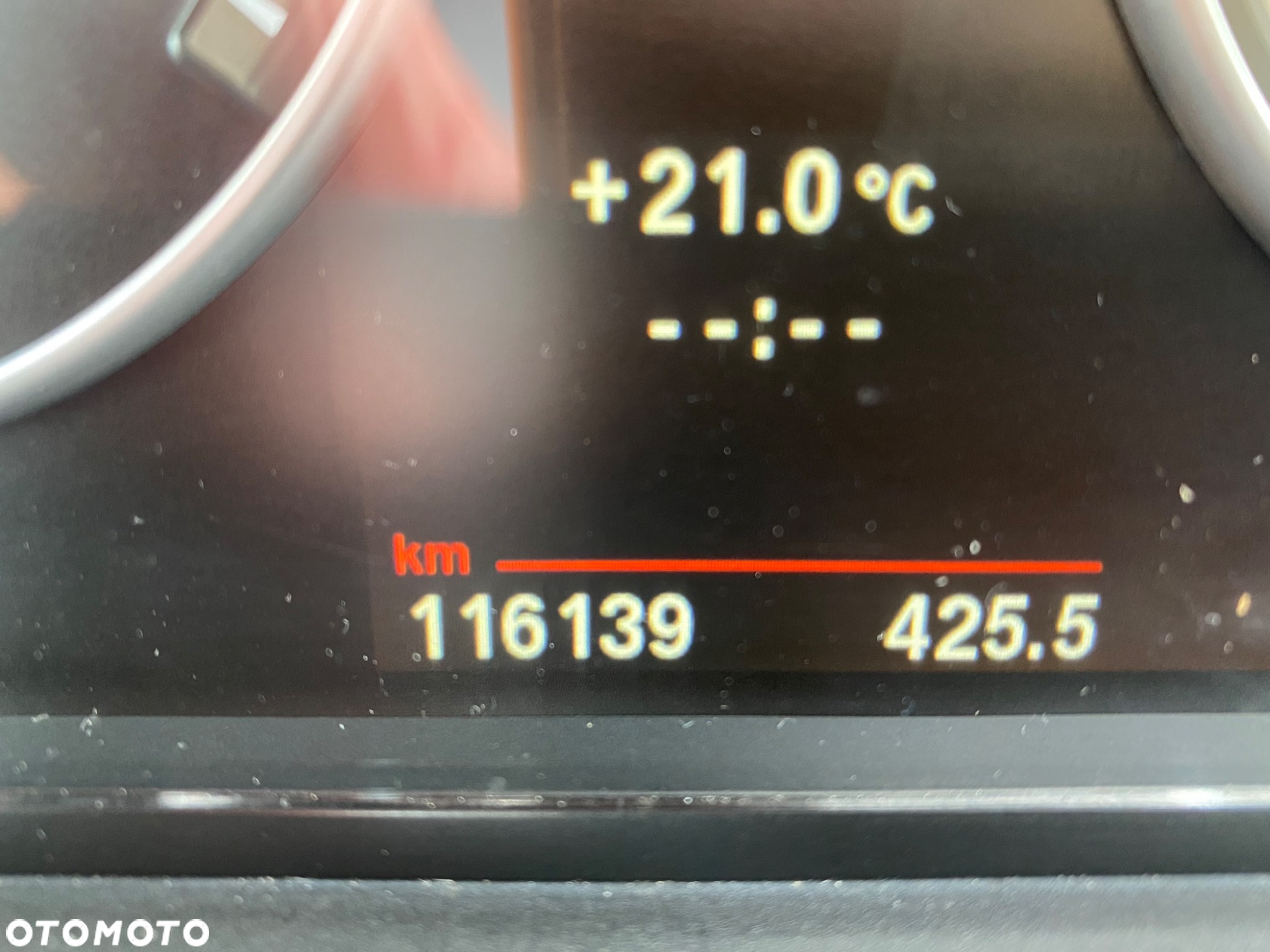 BMW Seria 5 550i - 17
