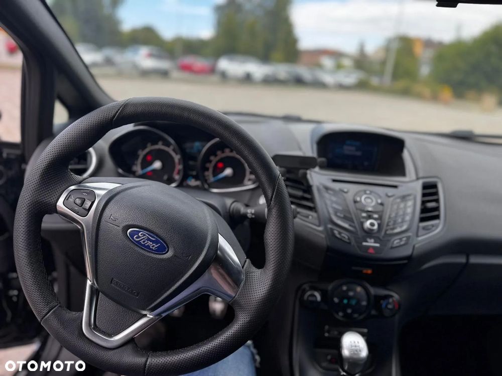 Ford Fiesta 1.0 EcoBoost Start-Stop ST-LINE - 12