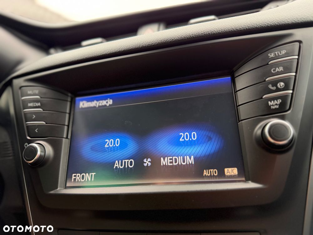 Toyota Avensis 2.0 D-4D Premium - 14