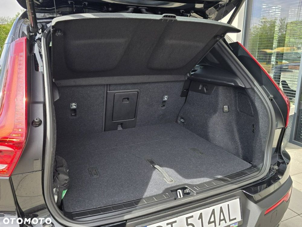 Volvo XC 40 B3 B DKG Plus Black Edition - 10