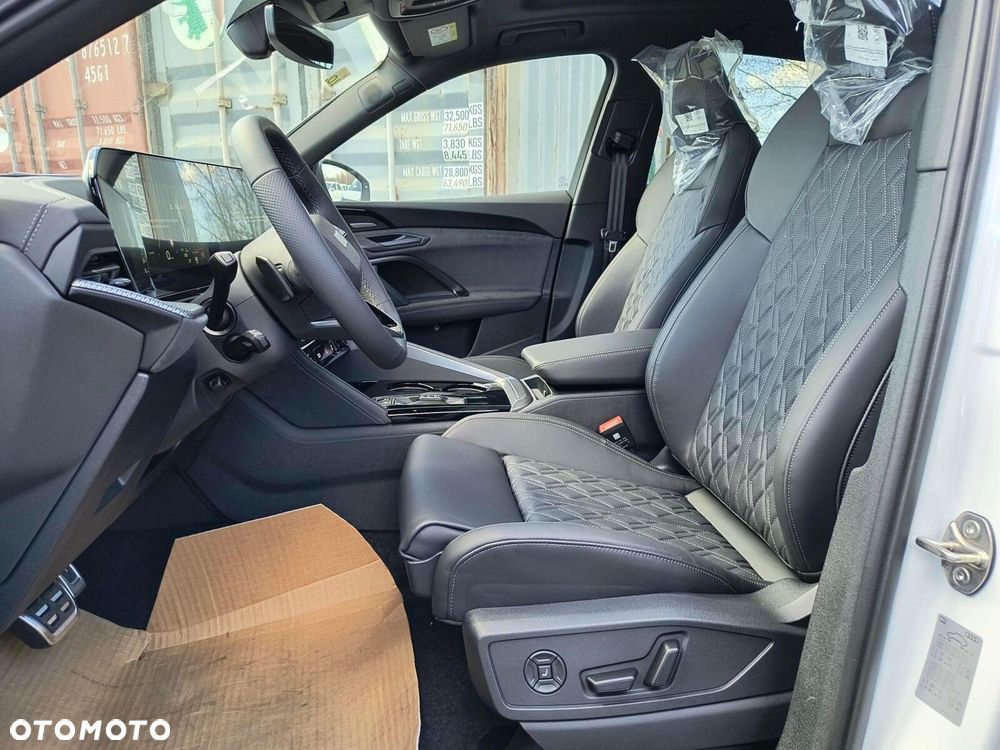 Audi Q5 Sportback - 8