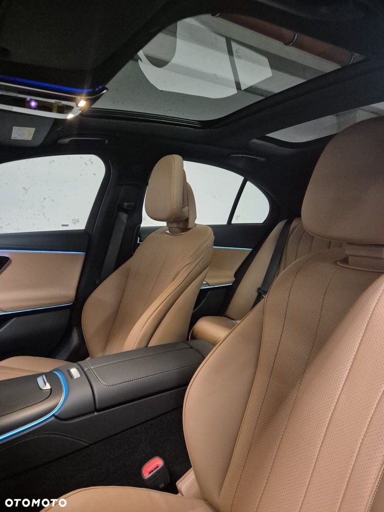 Mercedes-Benz Klasa E 200 AMG - 11