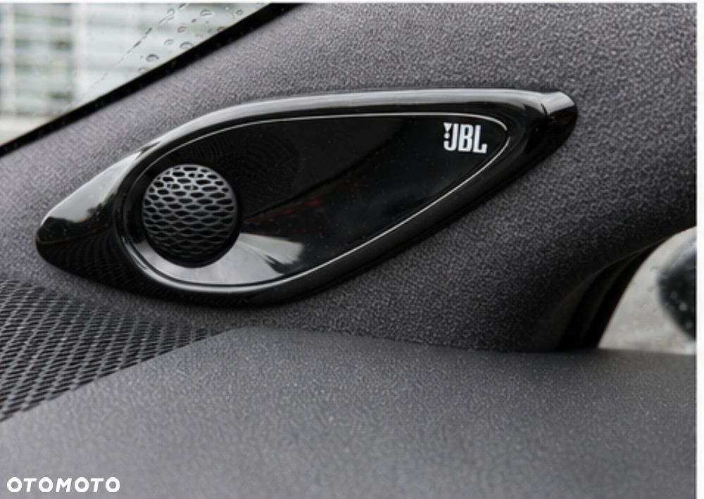 Toyota Corolla 2.0 Hybrid Executive - 13