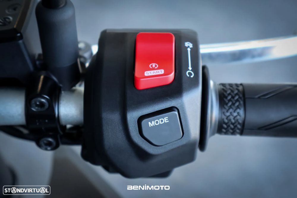 Yamaha MT-07 - 11