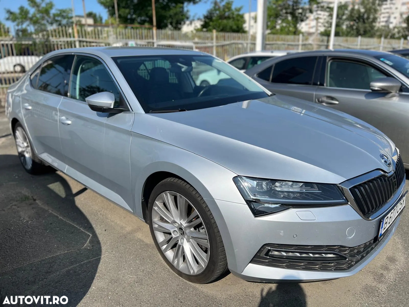 Skoda Superb 2.0 TDI 4X4 DSG Style - 2