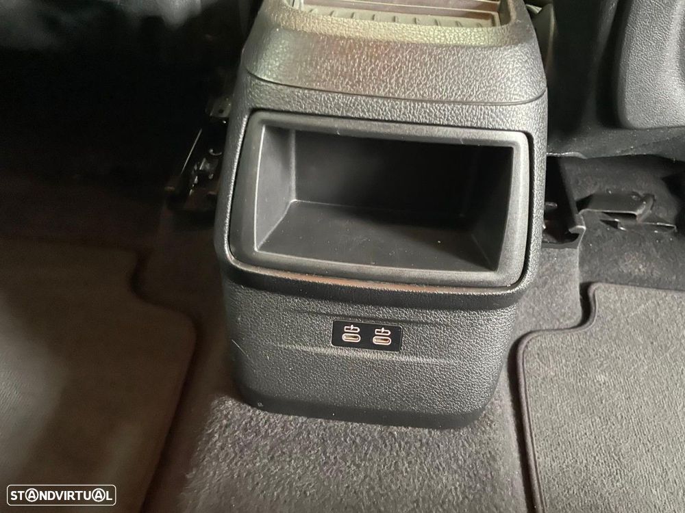 BMW 216 Active Tourer d Line Luxury - 28