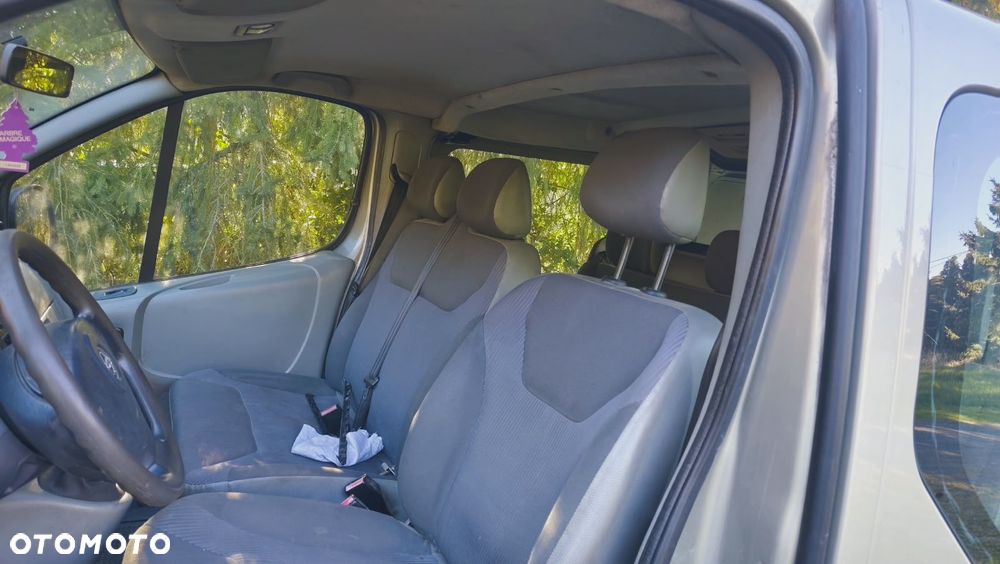 Opel Vivaro - 6