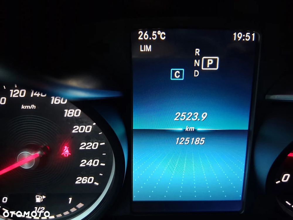 Mercedes-Benz Klasa C 200 d 9G-TRONIC Avantgarde - 24