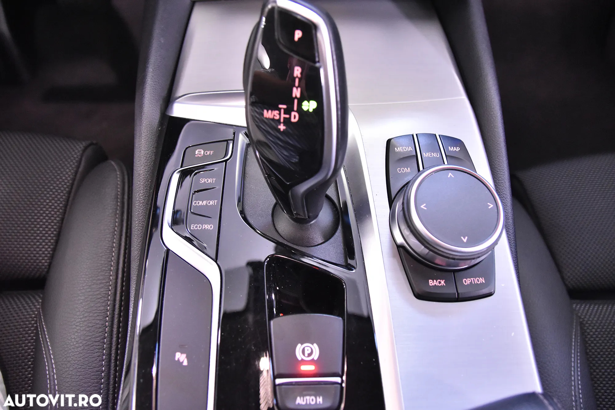 BMW Seria 5 520d AT - 18