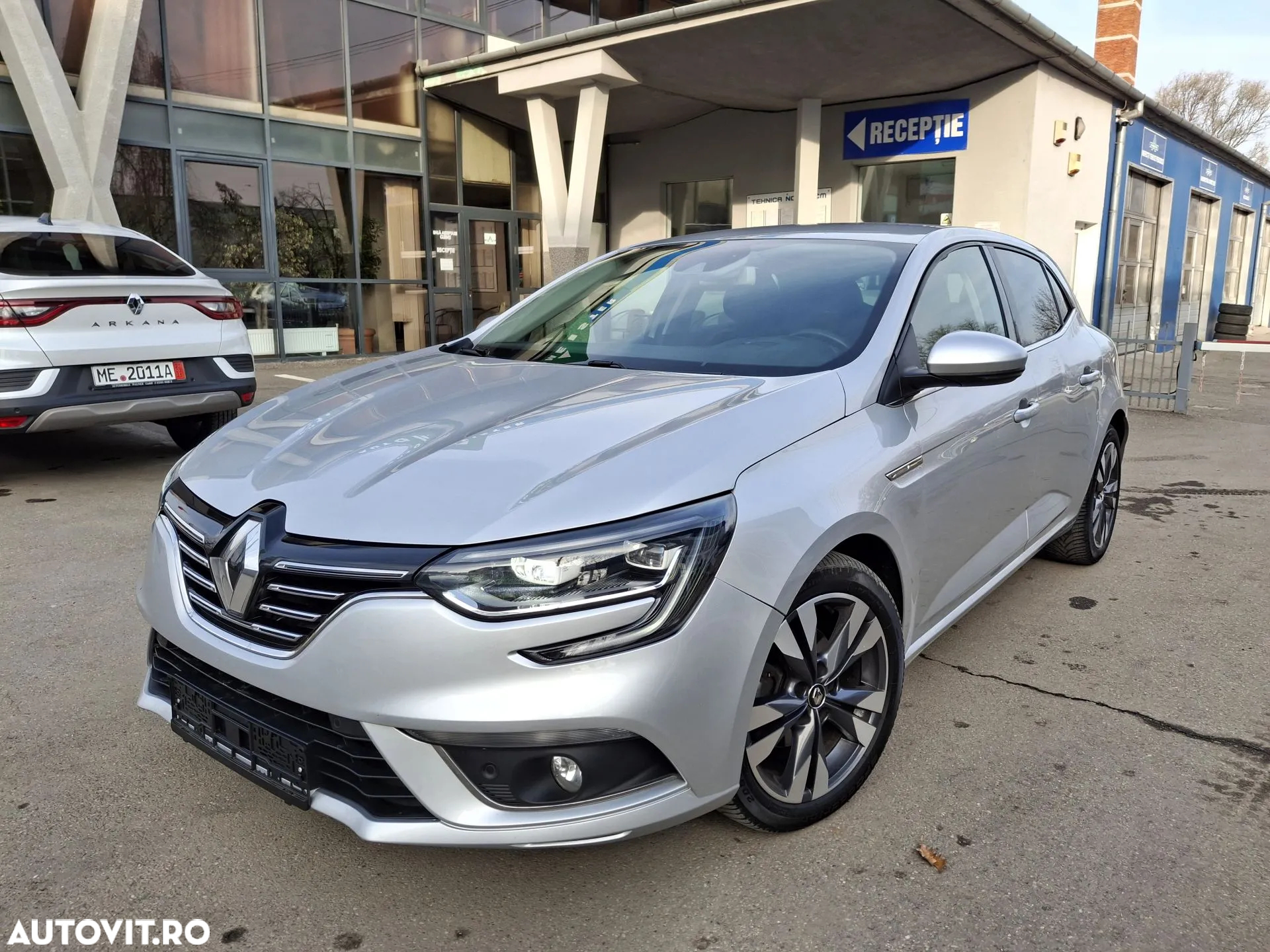 Renault Megane TCe 140 GPF EDC INTENS - 22