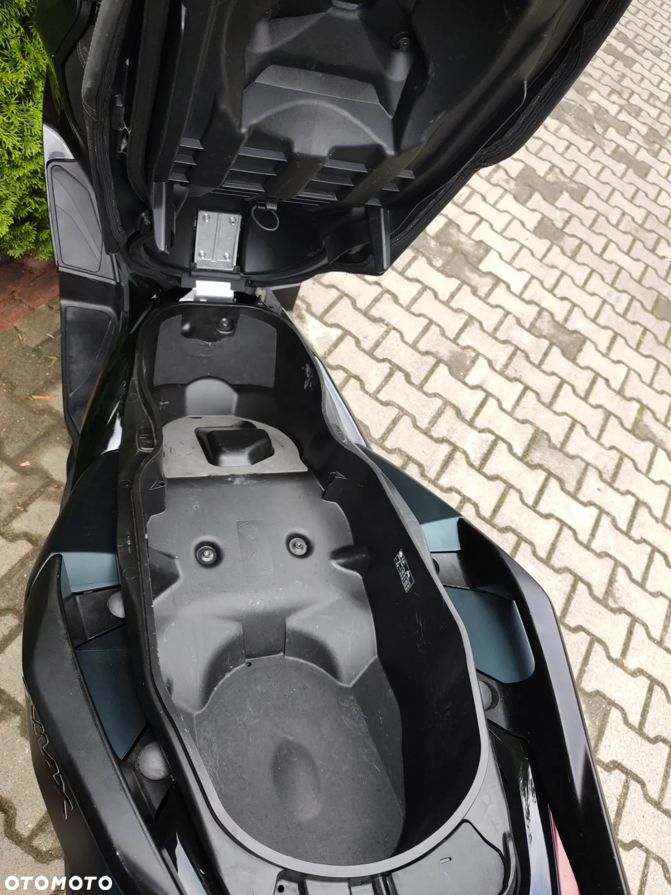 Yamaha X-max - 9