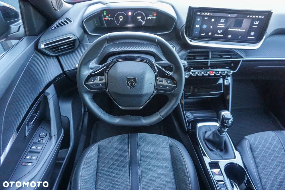 Peugeot 2008 1.2 PureTech Allure S&S - 38
