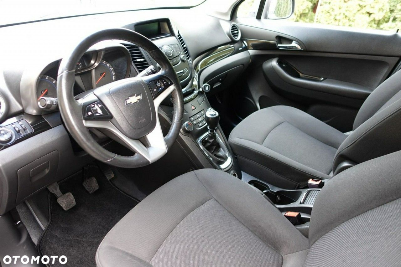Chevrolet Orlando - 10
