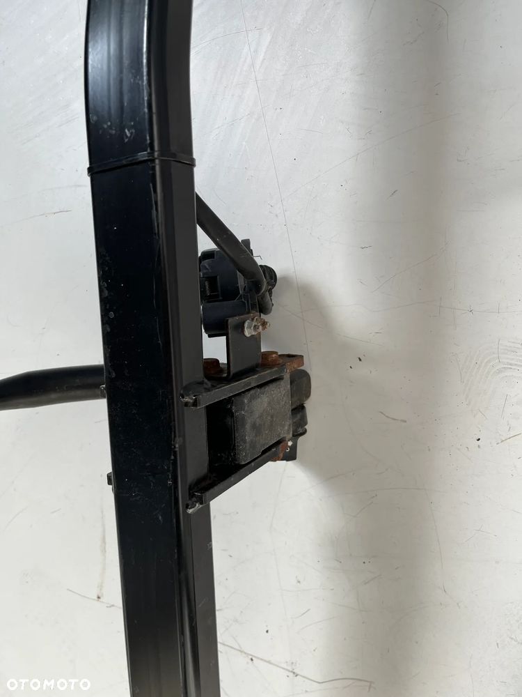 Peugeot 3008 II Hak holowniczy hybryda 20r - 2