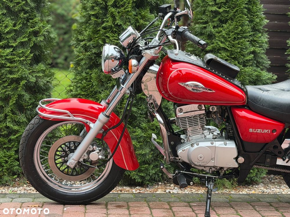 Suzuki GZ - 19