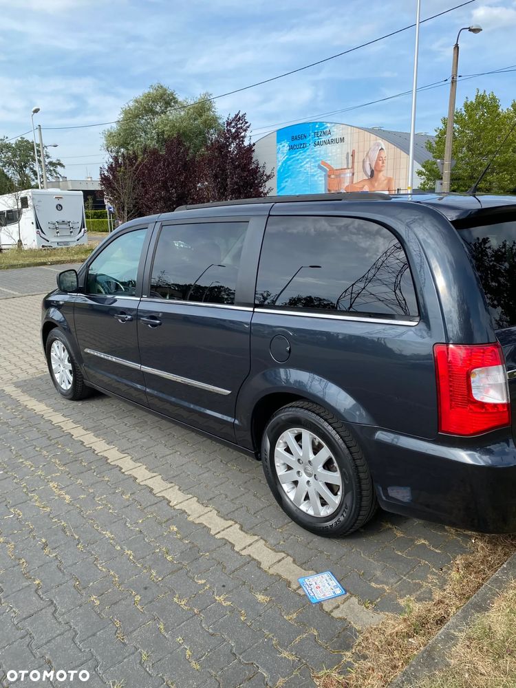 Chrysler Town & Country 3.6 Limited - 4
