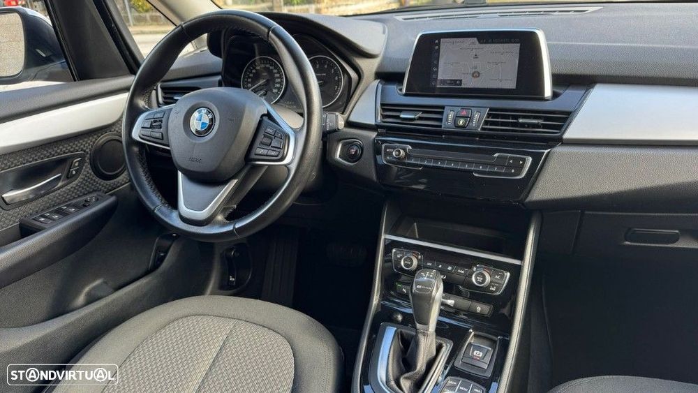 BMW 225xe Active Tourer Advantage - 13